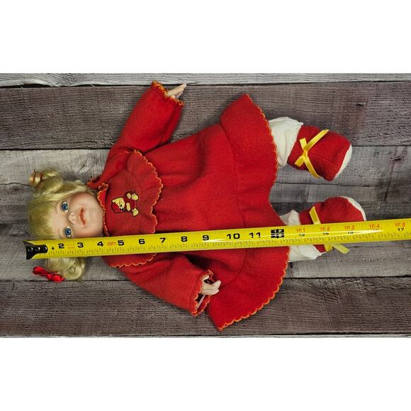 DISNEY 2635FB Ashton Drake Let's Play Patty Cake Winnie the Poo DOLL - Picture 8 of 12